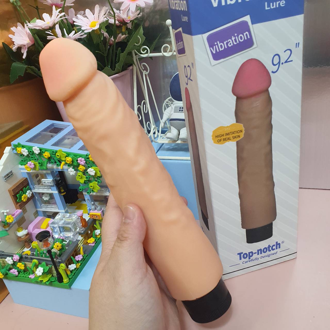 <strong>ดิลโด้สั่นเนื้อนิ่ม Top Notch ไซส์ 9.2 นิ้ว</strong> <br><font color=#FF0000>รหัสสินค้า: B77</font><br>