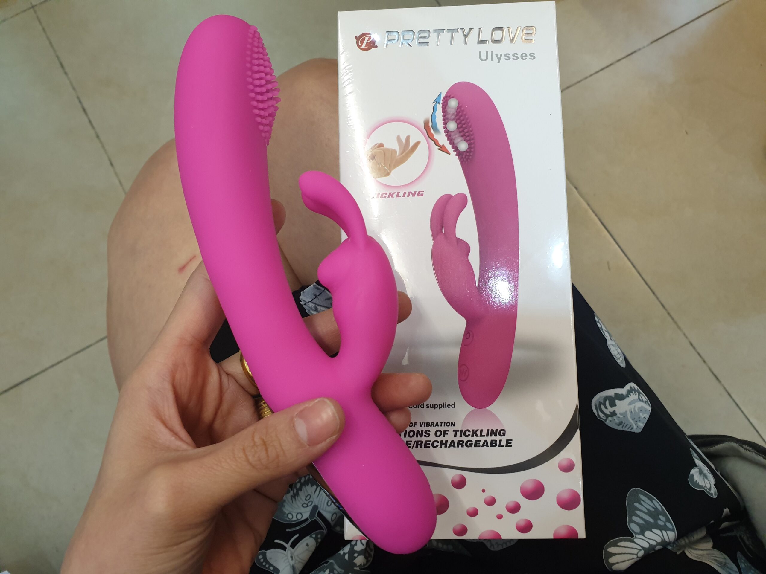 <strong>ดิลโด้สั่นกระดิก Pretty Love Hobard</strong><br><font color=#FF0000>รหัสสินค้า: B123</font><br>