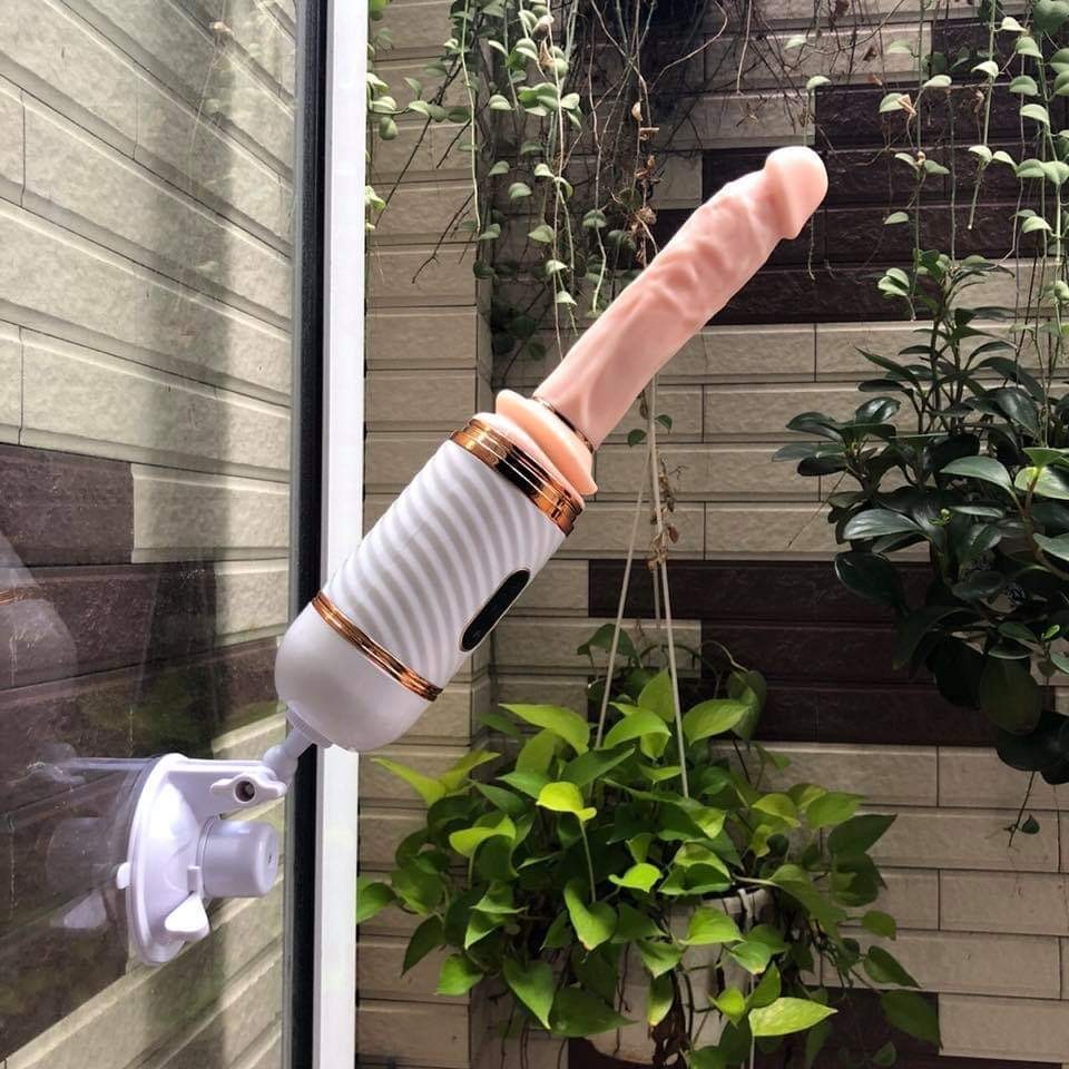 <strong>ดิลโด้ออโต้ยืดหด 7 ฟังก์ชัน CYCLONE FIRE</strong> <br><font color=#FF0000>รหัสสินค้า: B95</font><br>